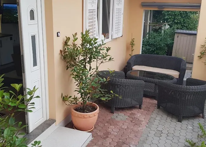 South Gate 扎达尔